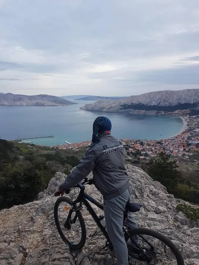 Apartman Laura Baska  Croatia