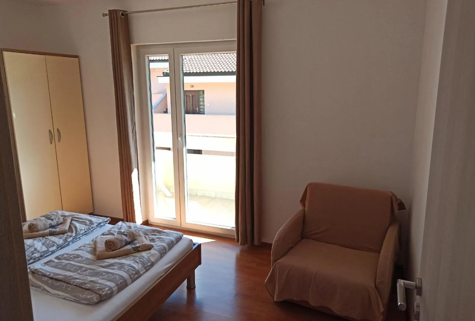 Apartment Apartman Laura Baska